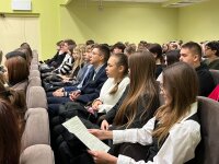 ПОГРУЖЕНИЕ В ПРОФЕССИЮ: СТАРШЕКЛАССНИКИ УЗНАЛИ О ТОНКОСТЯХ ВЕТЕРИНАРНОЙ МЕДИЦИНЫ