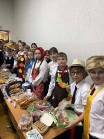 БЛЮДА ЛИТЕРАТУРЫ: В ГИМНАЗИИ ПРОШЛА ЯРМАРКА ГАСТРОНОМИЧЕСКИХ ВПЕЧАТЛЕНИЙ