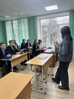 ЭКСКУРСИЯ В ПРОФЕССИЮ: СТУДЕНТКА ВГАВМ ВСТРЕТИЛАСЬ СО СТАРШЕКЛАССНИКАМИ