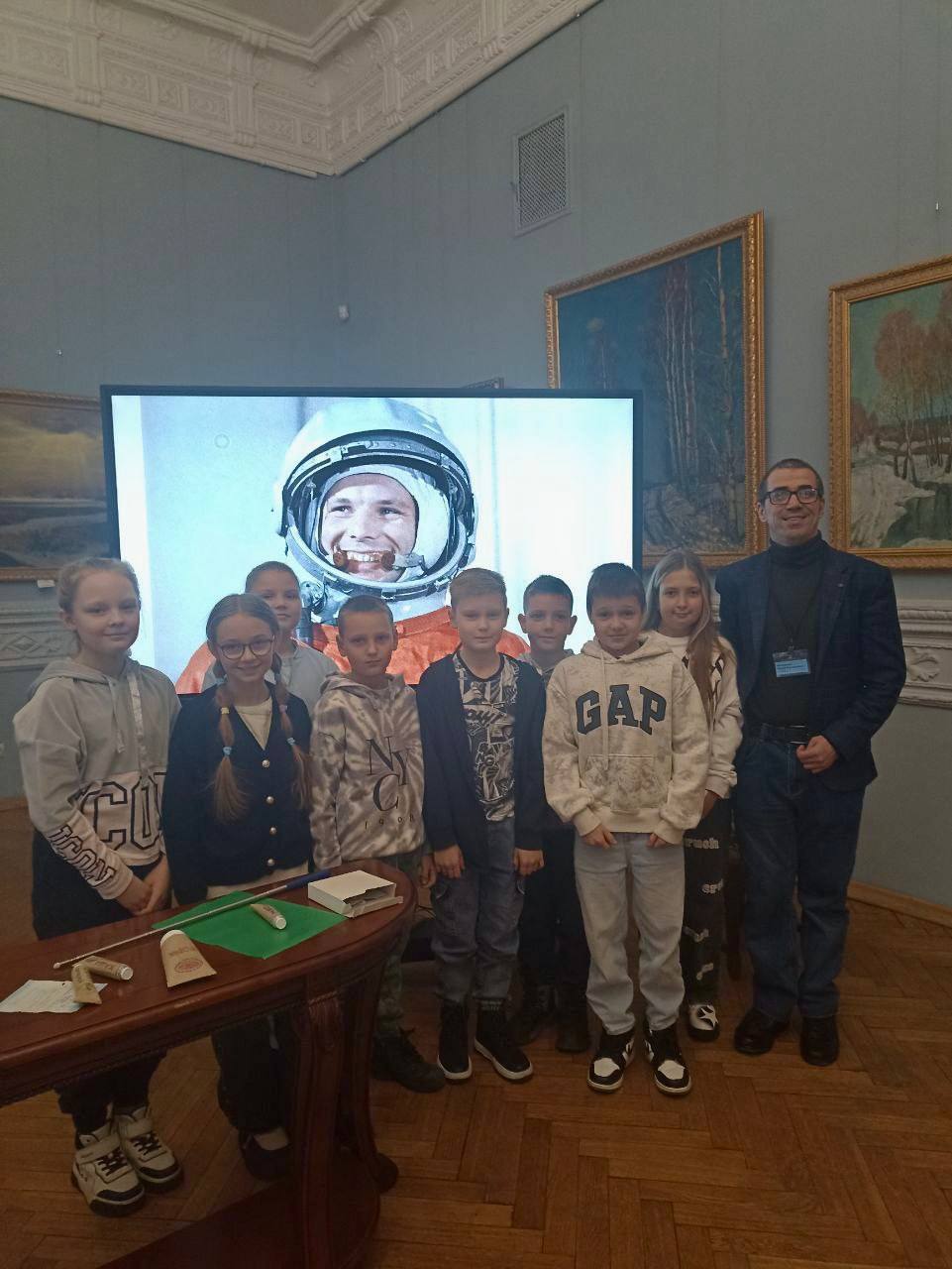 ШЕСТОЙ ШКОЛЬНЫЙ ДЕНЬ