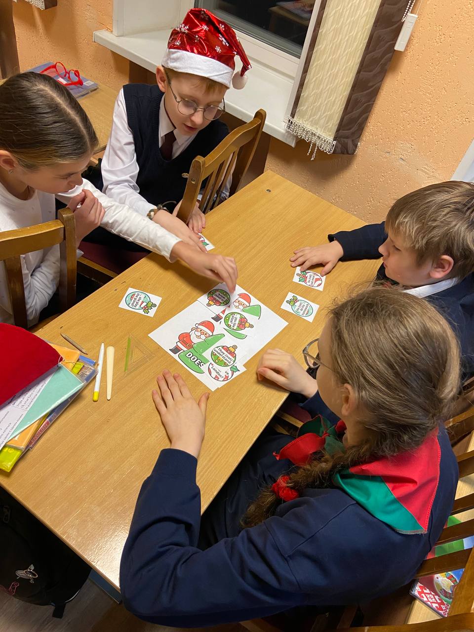 ПРАЗДНИЧНЫЙ УРОК АНГЛИЙСКОГО ЯЗЫКА