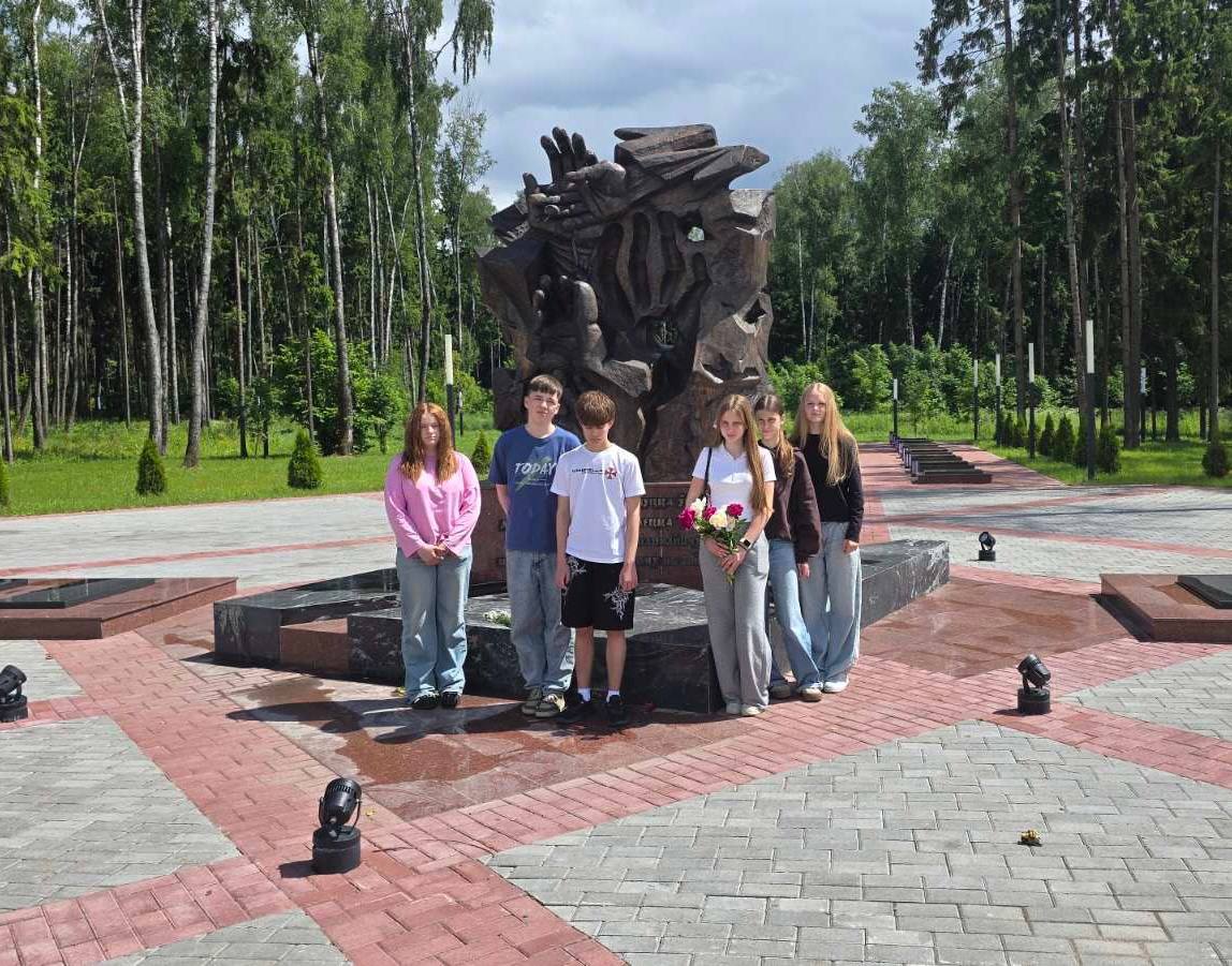 ЛАГЕРЬ ТРУДА И ОТДЫХА «ЮНОСТЬ»