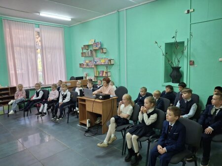 ✨В ГОСТЯХ У БИБЛИОТЕКИ ИМЕНИ И.ШАМЯКИНА✨